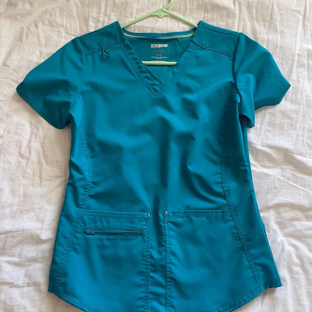 Women’s Scrub Top